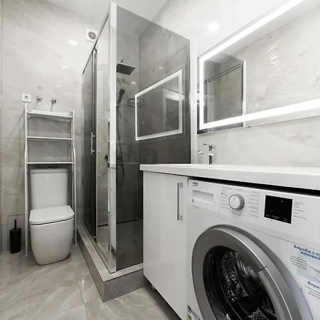 уютные люкс аркадия возле моря Apartman